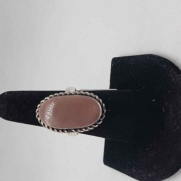 Jewelry - Rose Quartz Gemstone Ring 831
